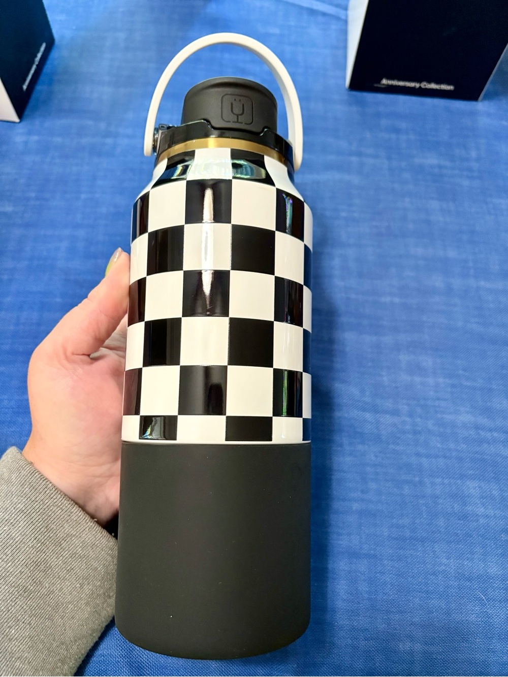 Brumate Royal Check 35oz Rise - Picture 4 of 10